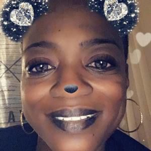 Meet your Posher, Dana